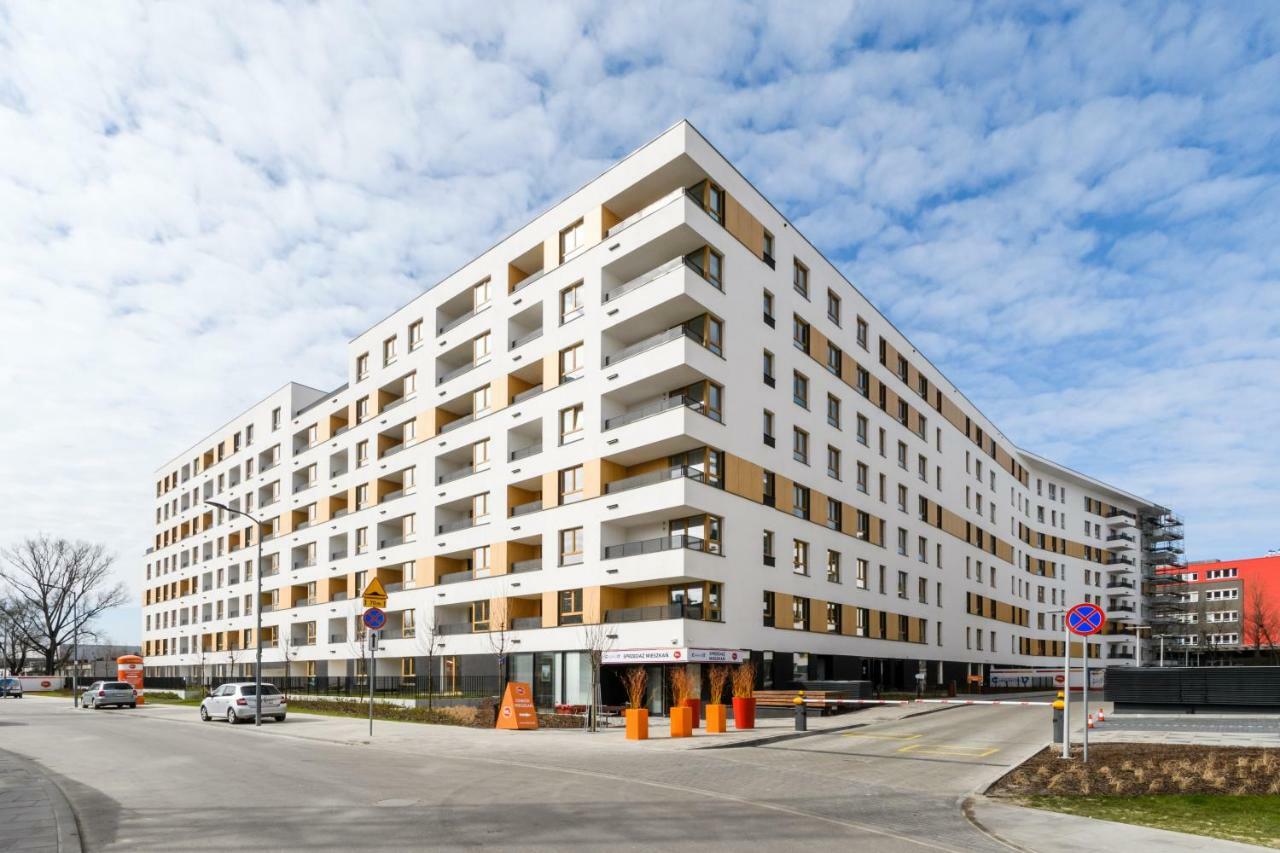 M&R Apartament Airport&Business Premium Komputerowa - Underground Garage - Free Wifi - Netflix - Self Check-In - 5 Min From Chopin Airport Warsaw Ngoại thất bức ảnh